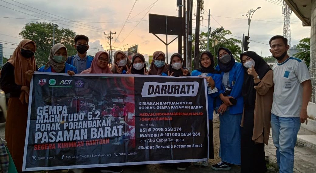 HMJ PPKn UMSU Berdonasi Dengan Tema “Bergerak Peduli Sesama”